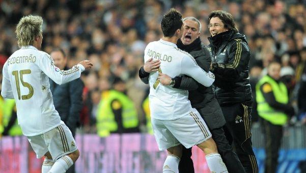 《战双帕弥什》联动《鬼泣5》新情报 视觉图公开！