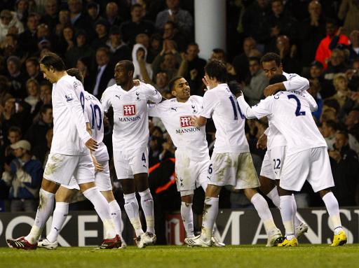 英超：曼联大胜阿森纳锁定榜首