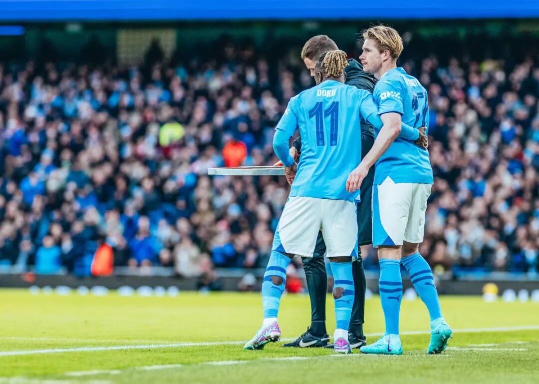 又一次受伤倒下！超级巨星交易亏大了