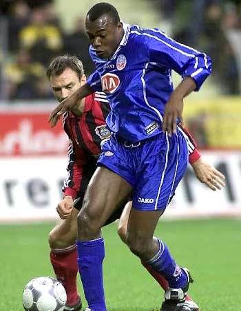 热刺相隔137场英超比赛再遇0比0